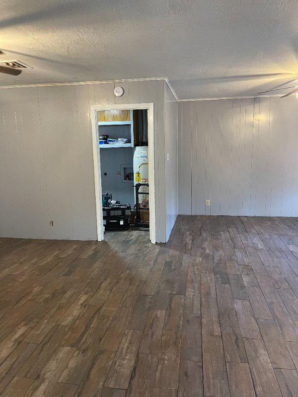 302 Paula Dr - Photo 3 of 19