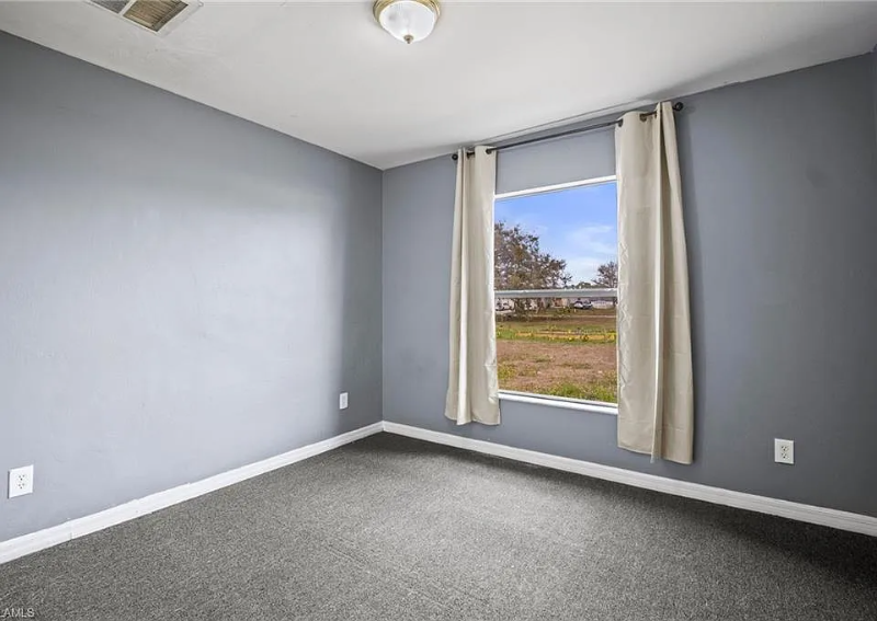 4440 28th St Sw ##Sw - Photo 7 of 12