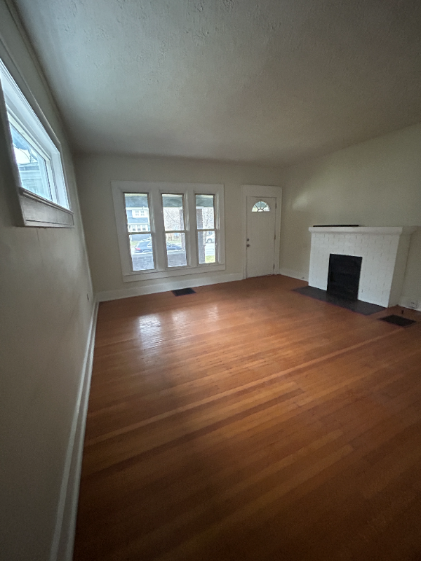 3353 N College Ave #1 - Photo 2 of 10