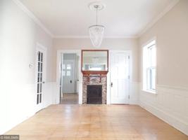 featured image of 1900 Columbus Ave #1