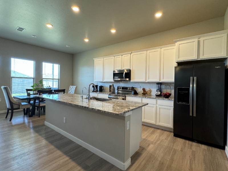 6725 Blue Sky St - Photo 5 of 18