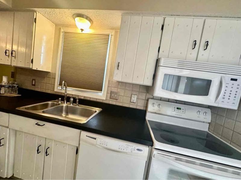 8021 Knollgate Ct - Photo 6 of 18