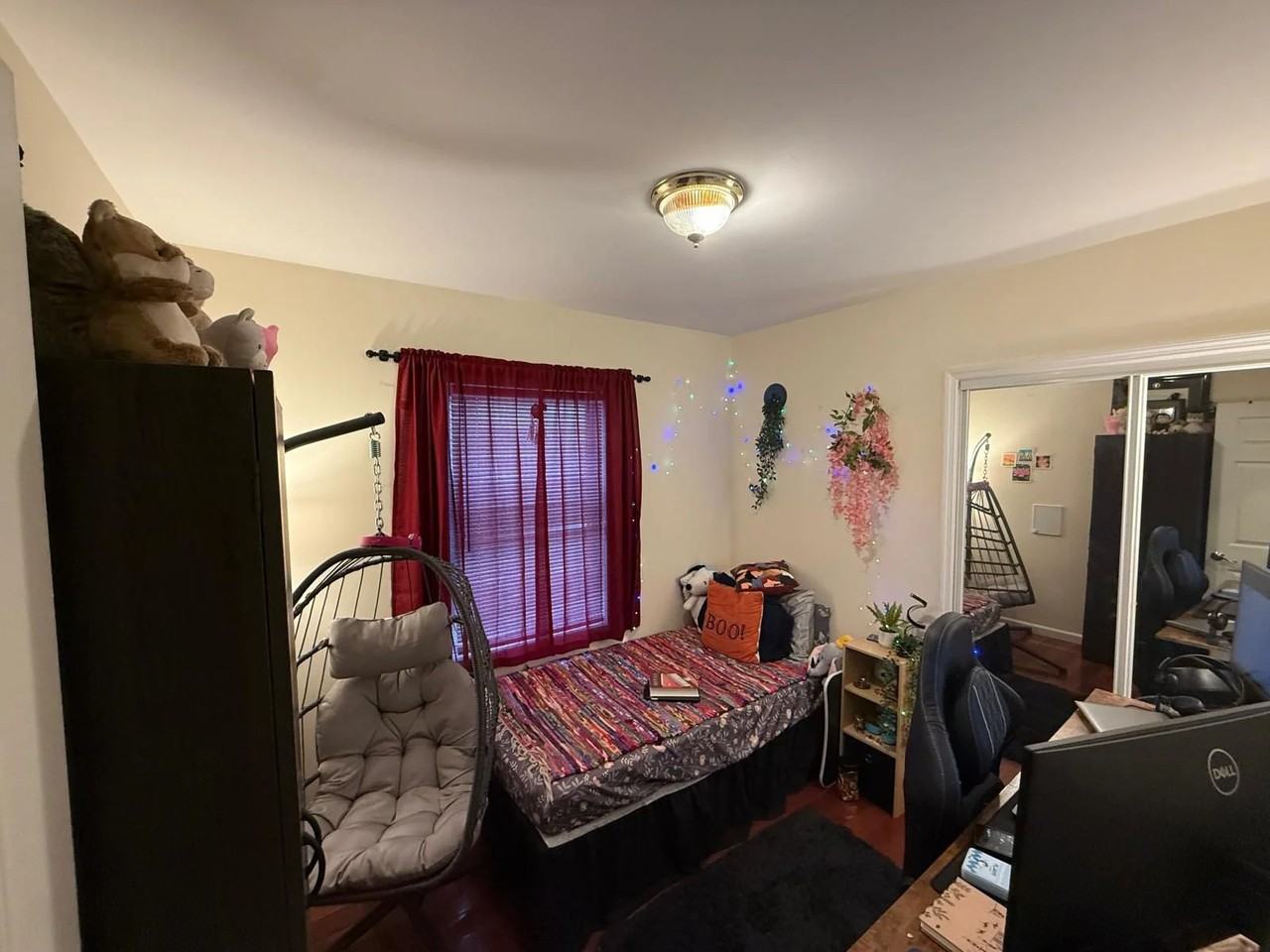 208 Cambridge Ave #2 - Photo 2 of 12