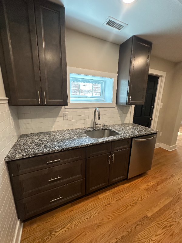 417 Gilmer St - Photo 7 of 12