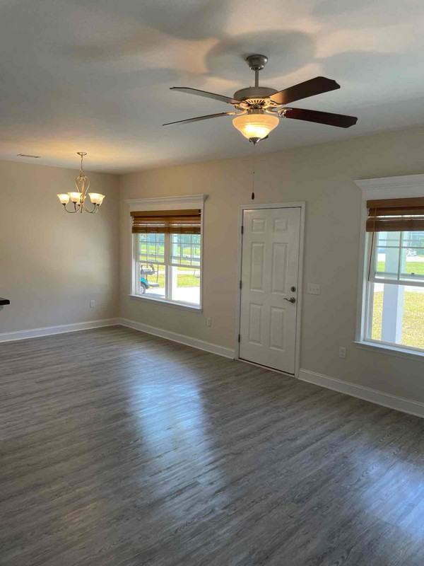 278 Bridgewater Ln - Photo 3 of 13