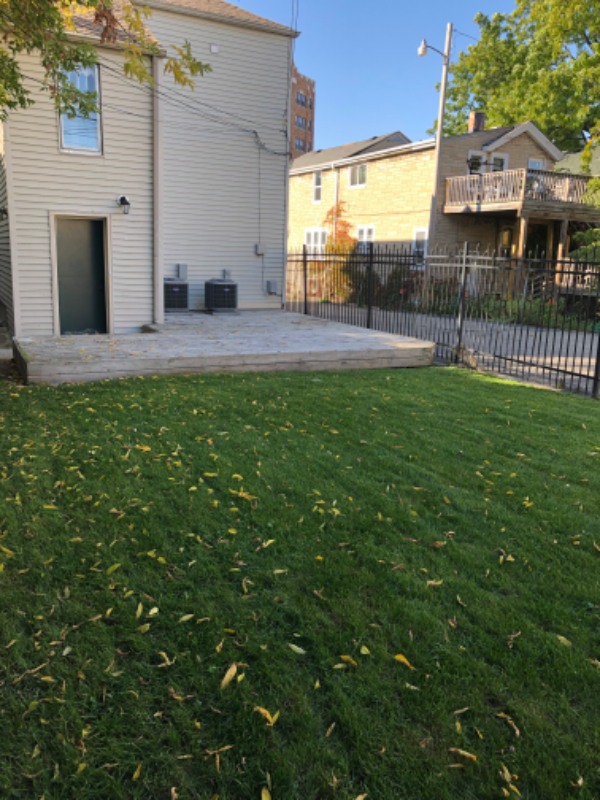 1454 N Franklin Pl - Photo 2 of 24