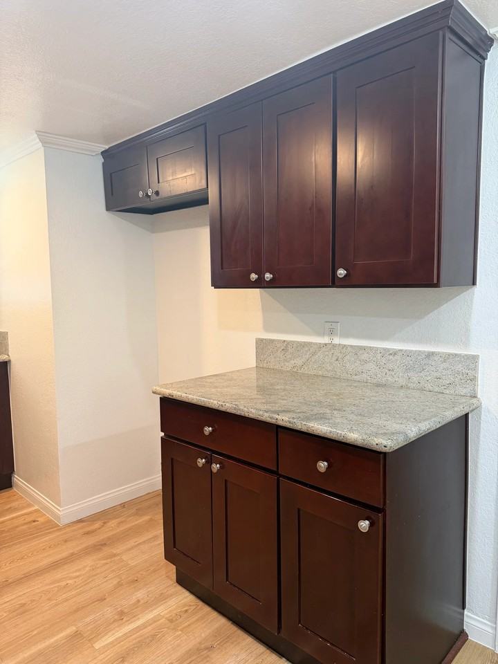 508 N 4th St - Photo 3 of 17