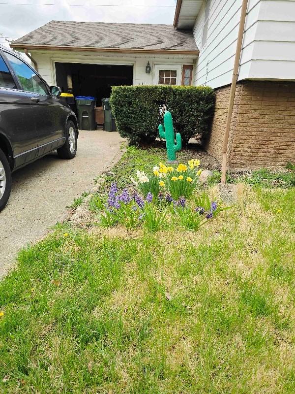 2111 Palmer Cir - Photo 3 of 18