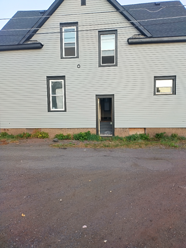 1211 N 13th St - Photo 2 of 21