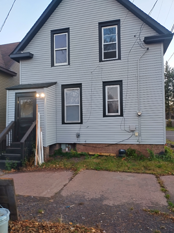 1211 N 13th St - Photo 3 of 21