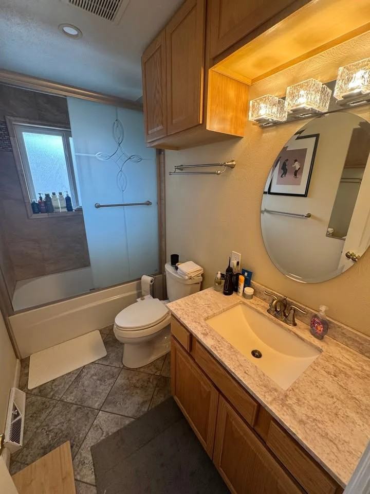 1460 Marigold Dr - Photo 4 of 6