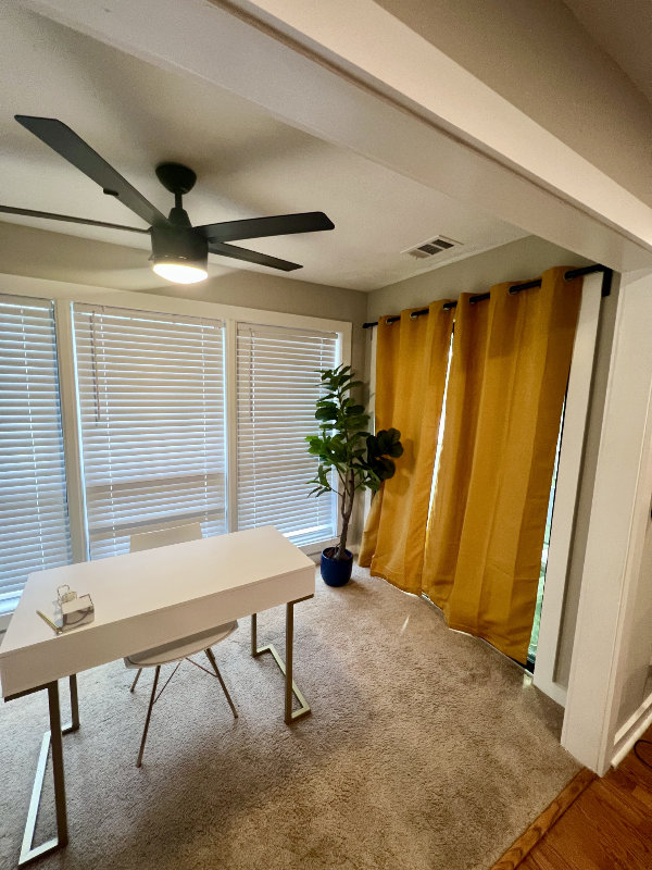 4568 Vinings Central Trce Se - Photo 3 of 11