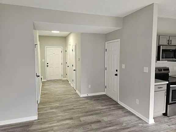 483/485 Elizabeth Lane - Photo 5 of 18