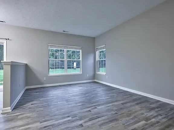 483/485 Elizabeth Lane - Photo 7 of 18