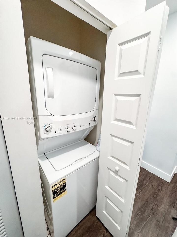 10455 Northwest 82nd Street #32 - Photo 4 of 19