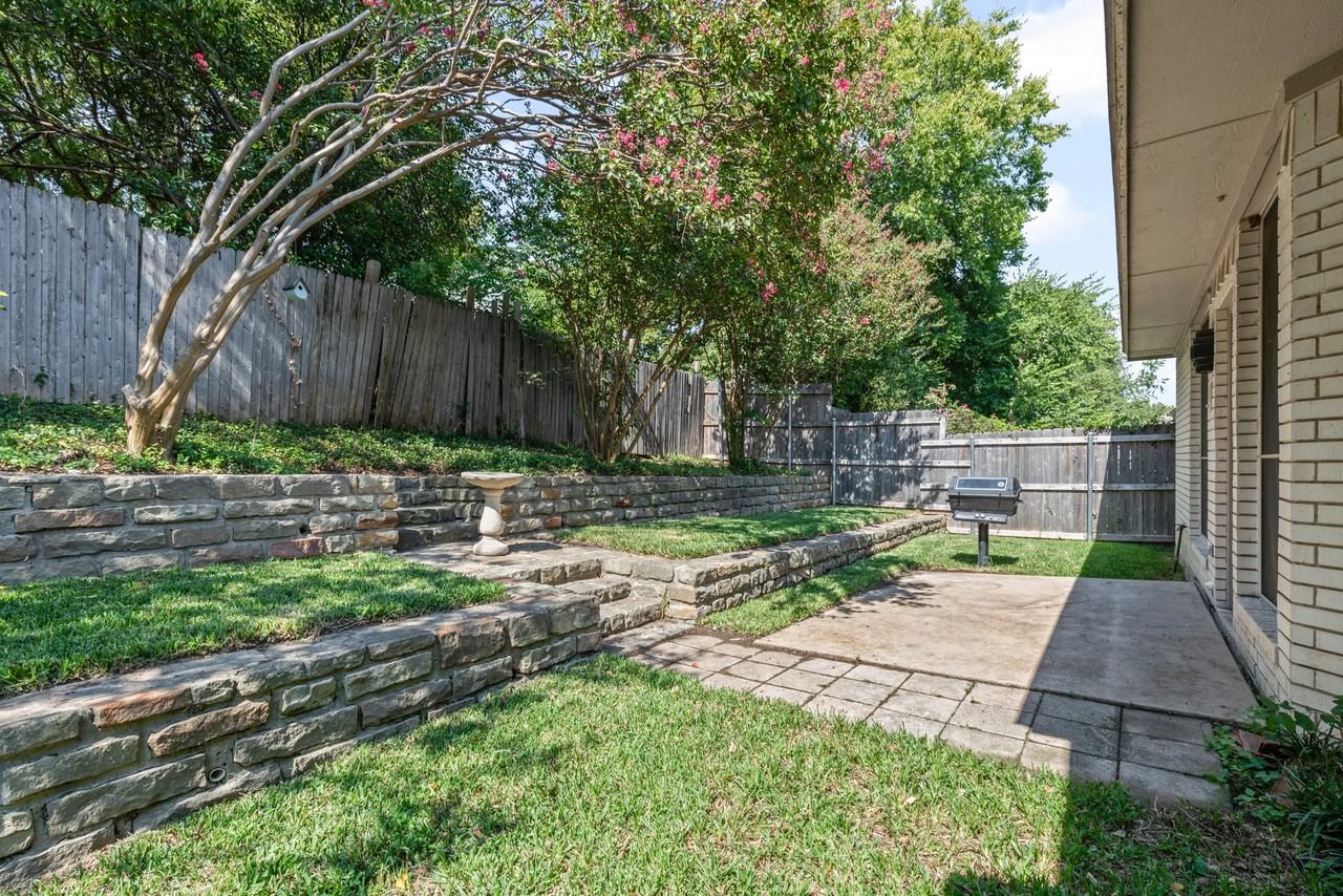 7421 Buckskin Ct - Photo 5 of 16