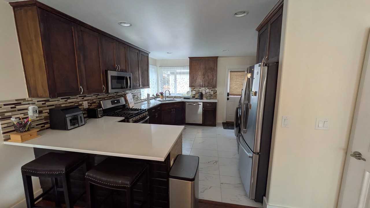 7637 28th St W #B - Photo 6 of 12