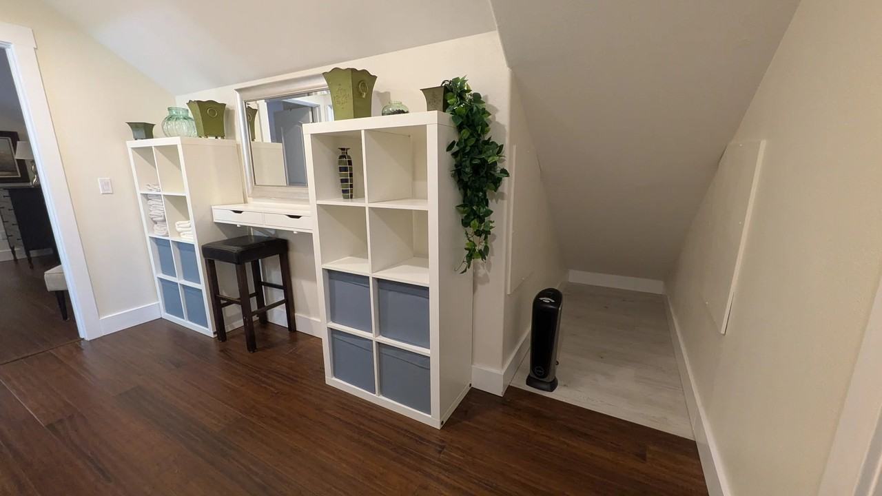 7637 28th St W #B - Photo 7 of 12