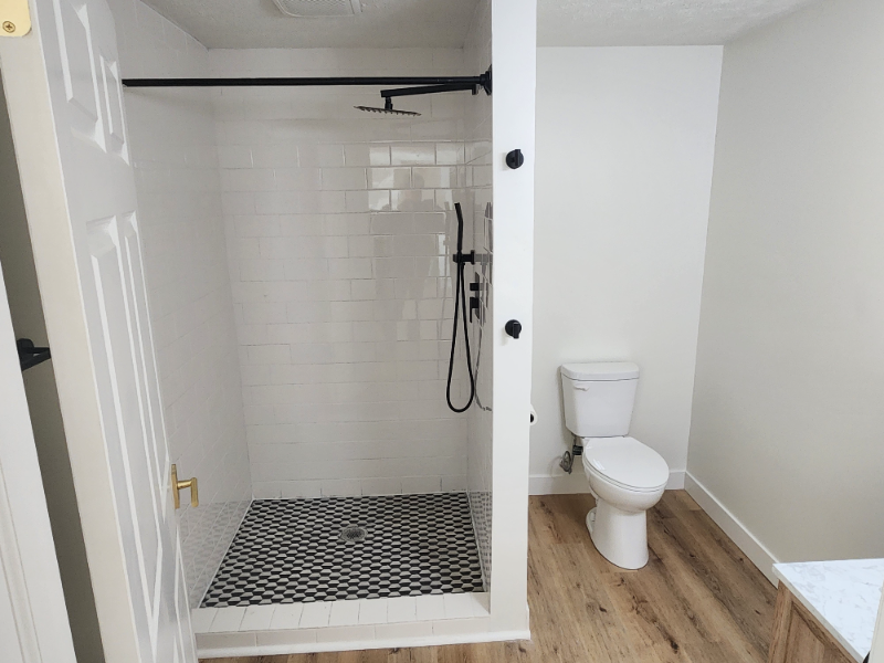 231 N John St #B - Photo 6 of 11