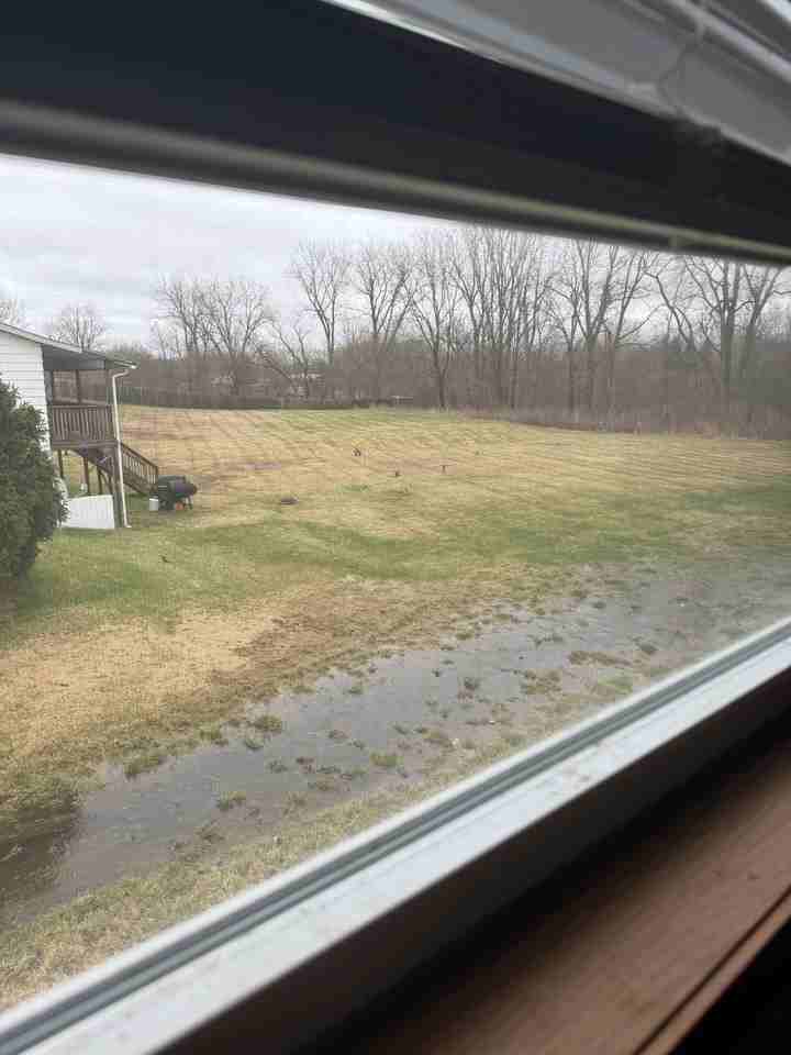 3428 E Mount Morris Rd #4 - Photo 3 of 19