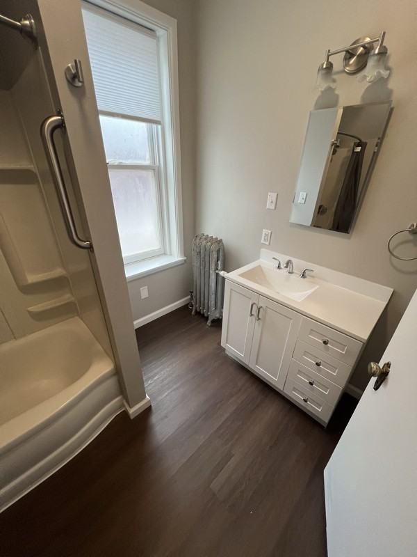 571 Jefferson St #1 - Photo 5 of 10