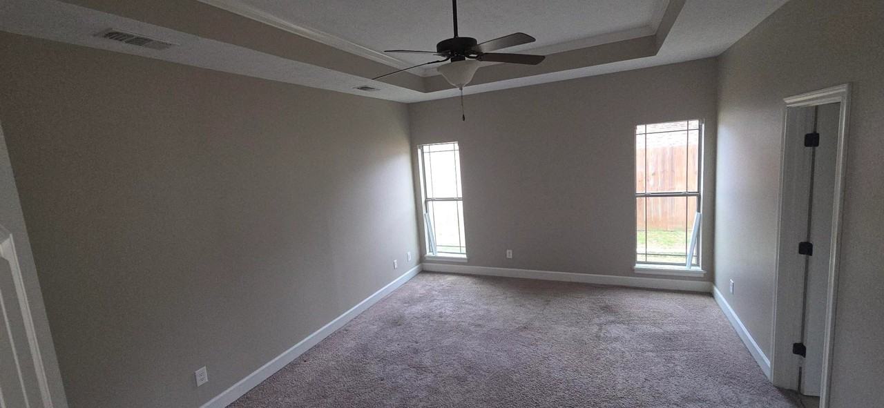 3606 Sylvia Dr - Photo 5 of 12