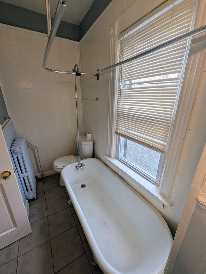 105 Broad St #2 - Photo 7 of 8