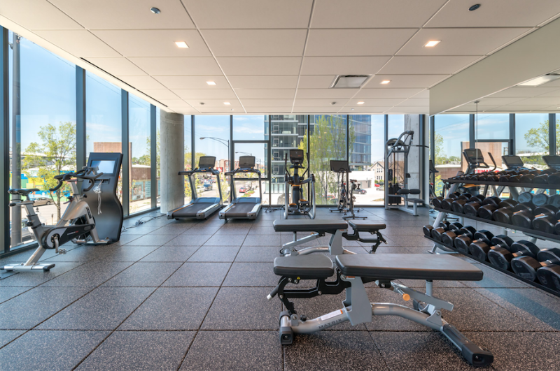 2749 W Belden Ave - Photo 7 of 9