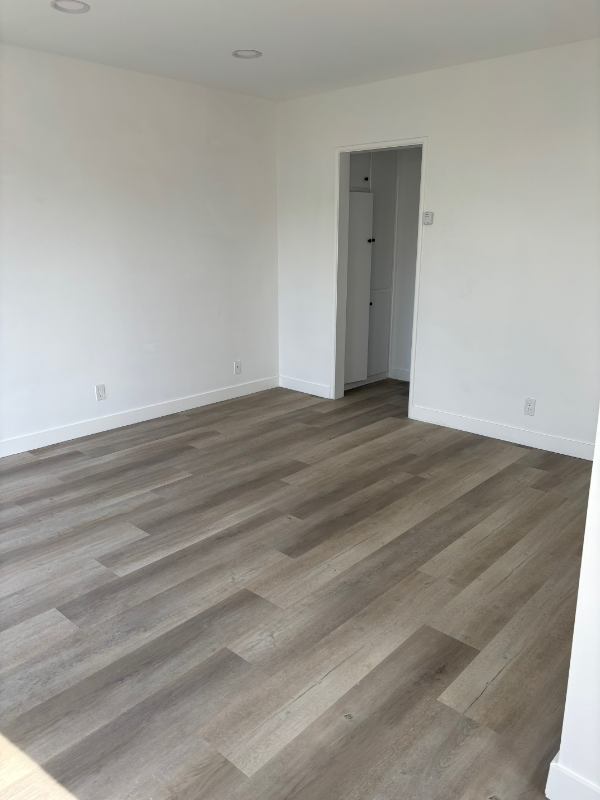 1417 17th St #D - Photo 4 of 10