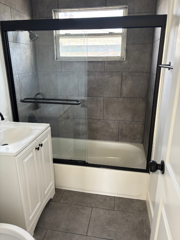 1417 17th St #D - Photo 6 of 10