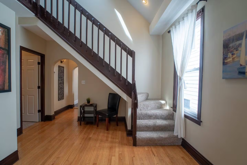 1916 W Roscoe St #2 - Photo 7 of 14