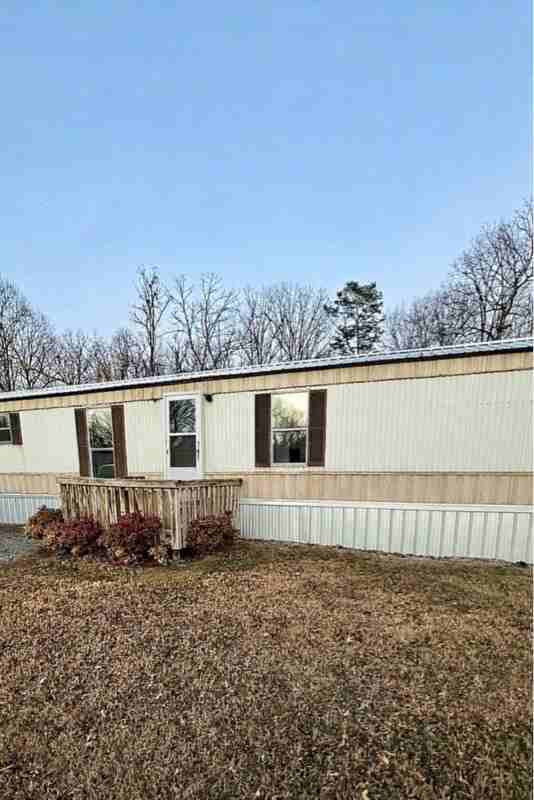 933 Mount Vernon Rd - Photo 4 of 9