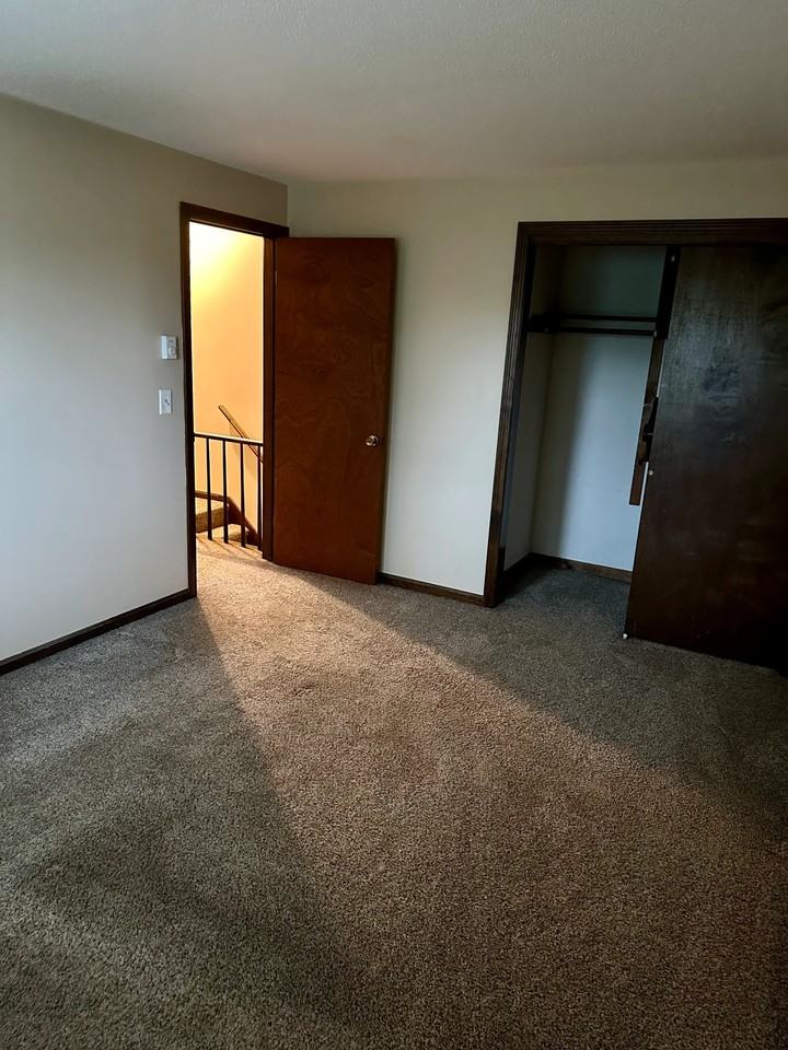 207A Kendall St #A - Photo 3 of 6