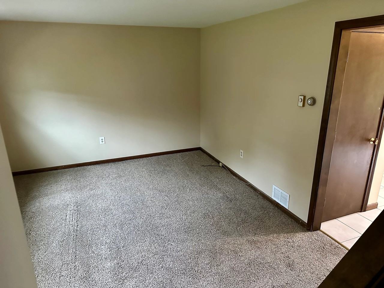 207A Kendall St #A - Photo 5 of 6