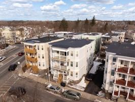 featured image of 55 Wilcock St #3