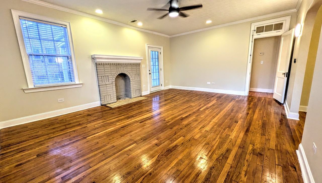 3311 Lexington Rd - Photo 2 of 20