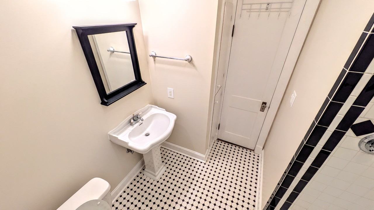 3311 Lexington Rd - Photo 4 of 20