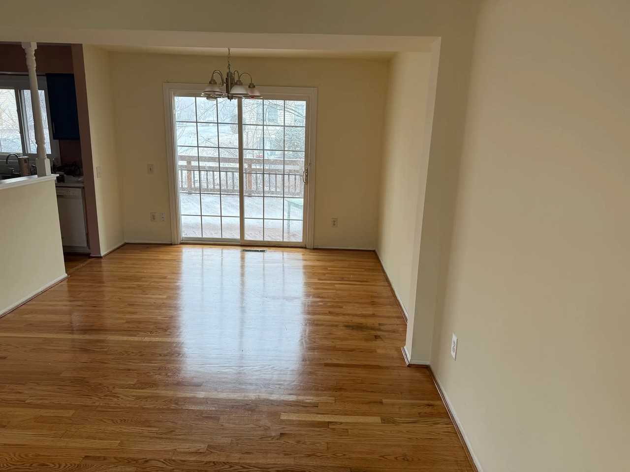 18230 Metz Dr - Photo 2 of 6