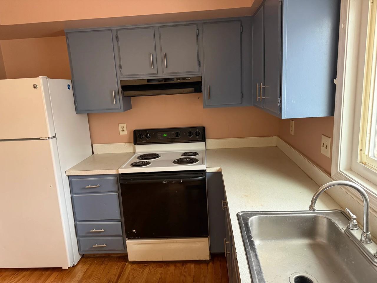 18230 Metz Dr - Photo 3 of 6