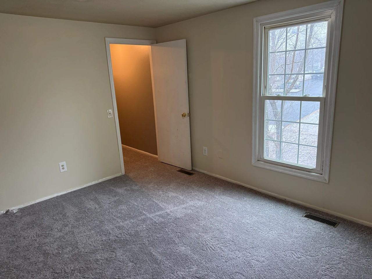 18230 Metz Dr - Photo 4 of 6