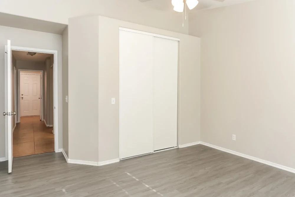 3522 Chedworth Rd - Photo 6 of 10