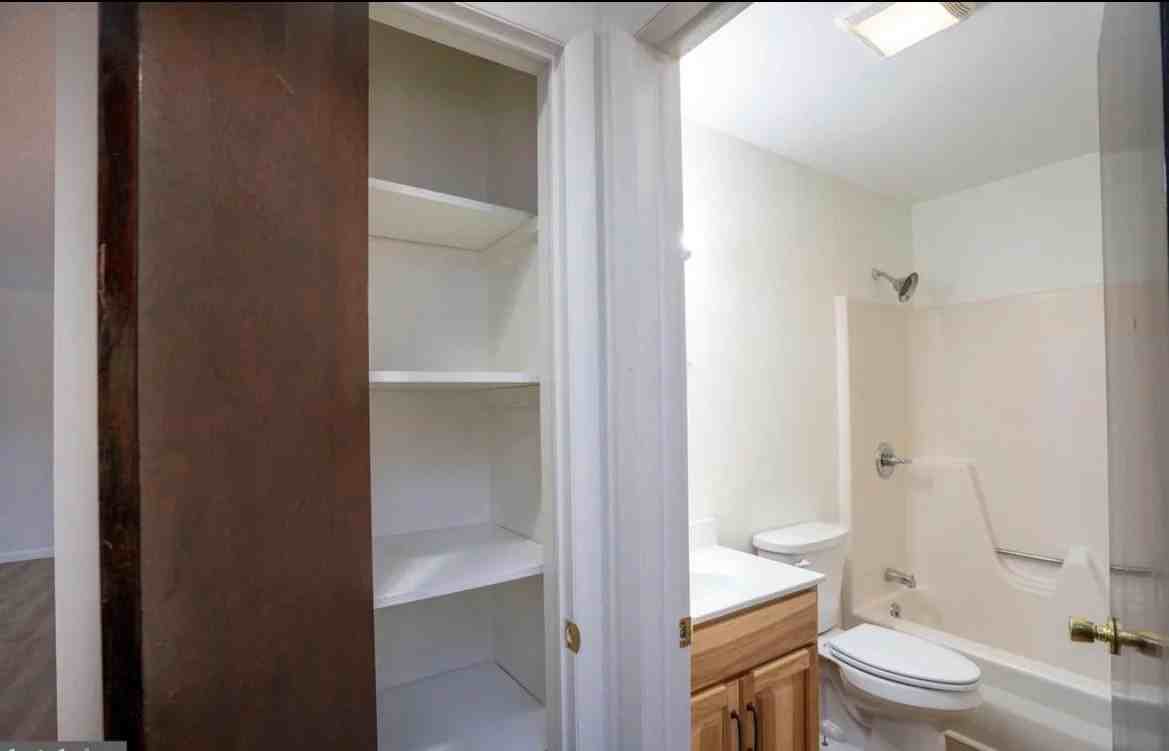 1001 Ellman Ln #1001 - Photo 7 of 19