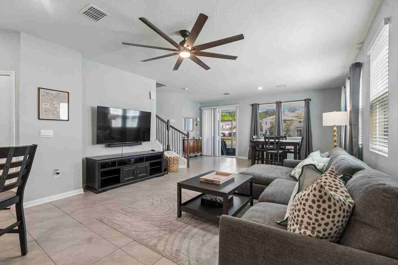 49 Pasadena Dr - Photo 4 of 20