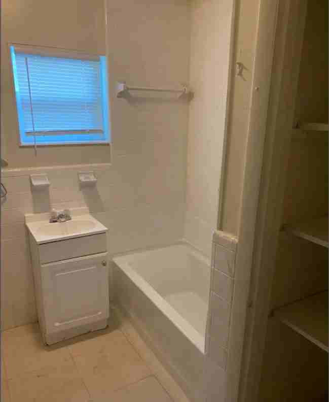 1737 Ixora Dr #B - Photo 3 of 3