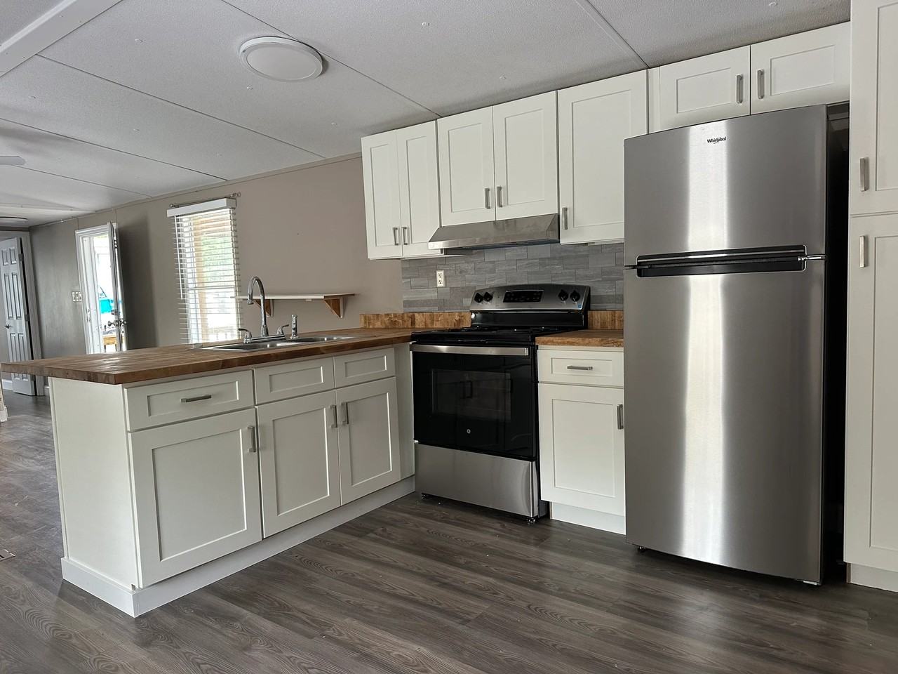 833 Lovell Rd #A - Photo 2 of 18