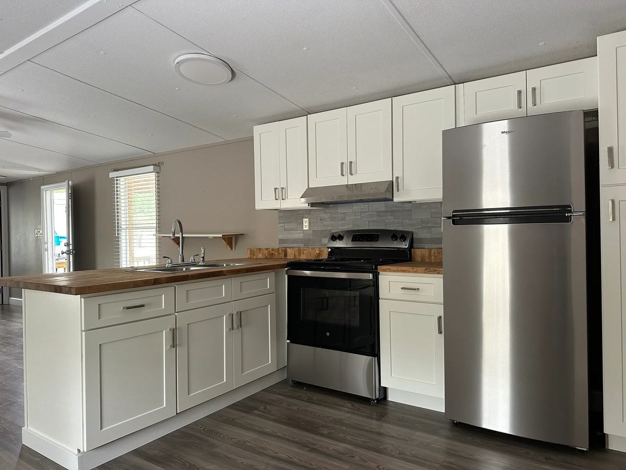 833 Lovell Rd #A - Photo 5 of 18