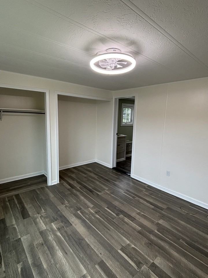 8781 Rock Hall Rd - Photo 7 of 9