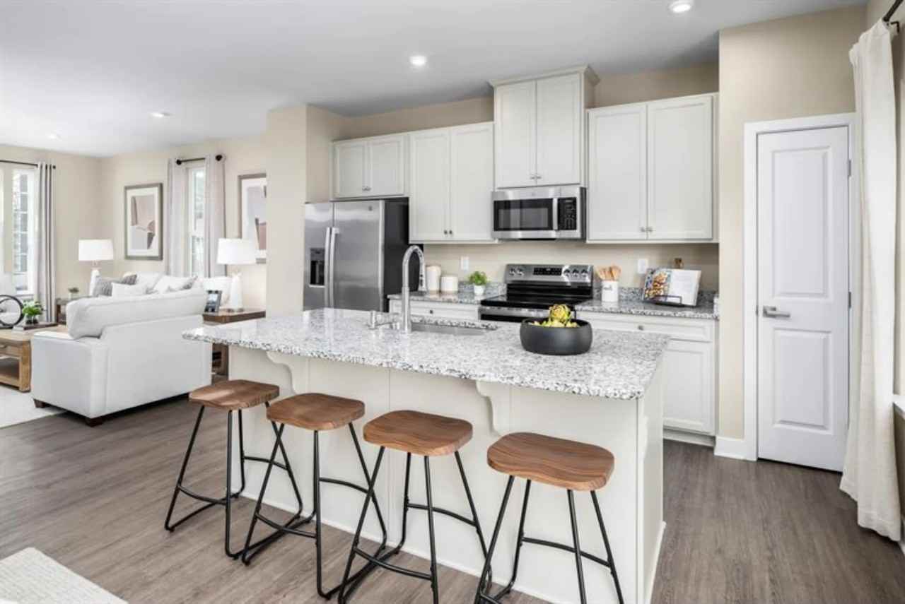 206 Reids Place Dr - Photo 7 of 12