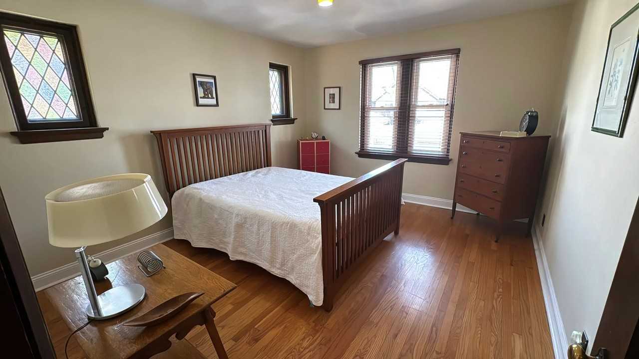 5315 Tholozan Ave - Photo 5 of 19