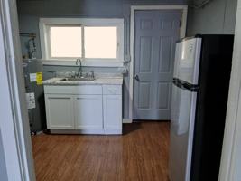 featured image of 325 Apple St #4